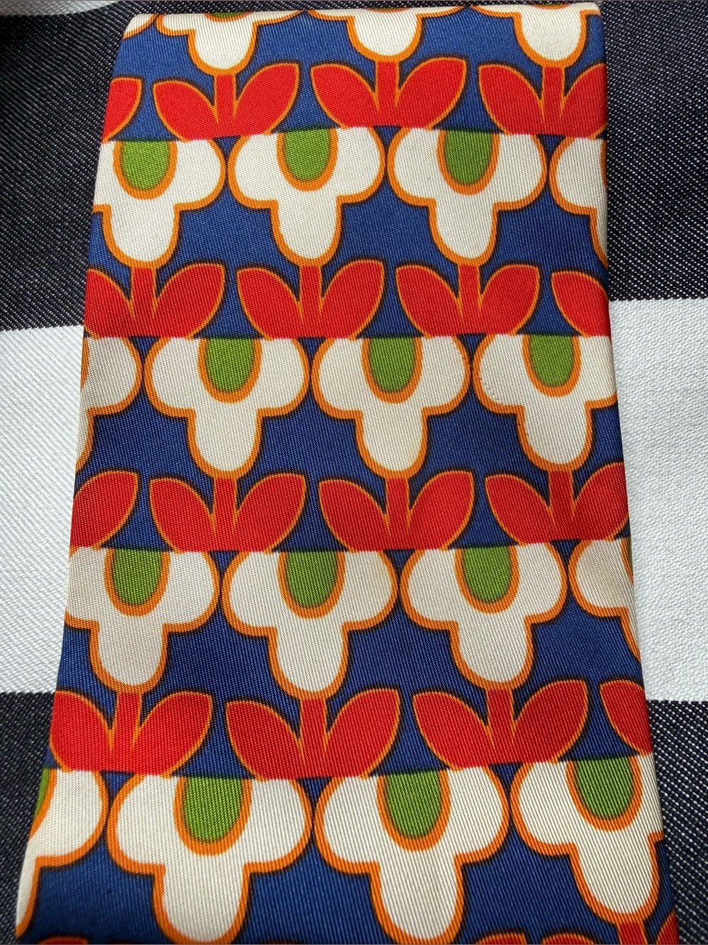 Rare Gucci Pop Art Multicolor Red Blue Green Geometric Silk Tie - Picture 3 of 16